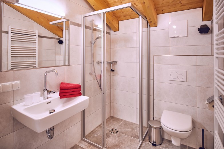 Badezimmer (Appartement 5)